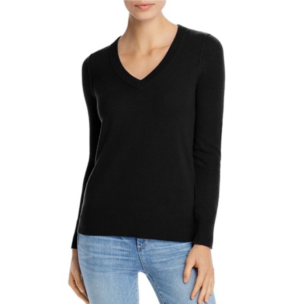 AQUA V-Neck Cashmere Sweater